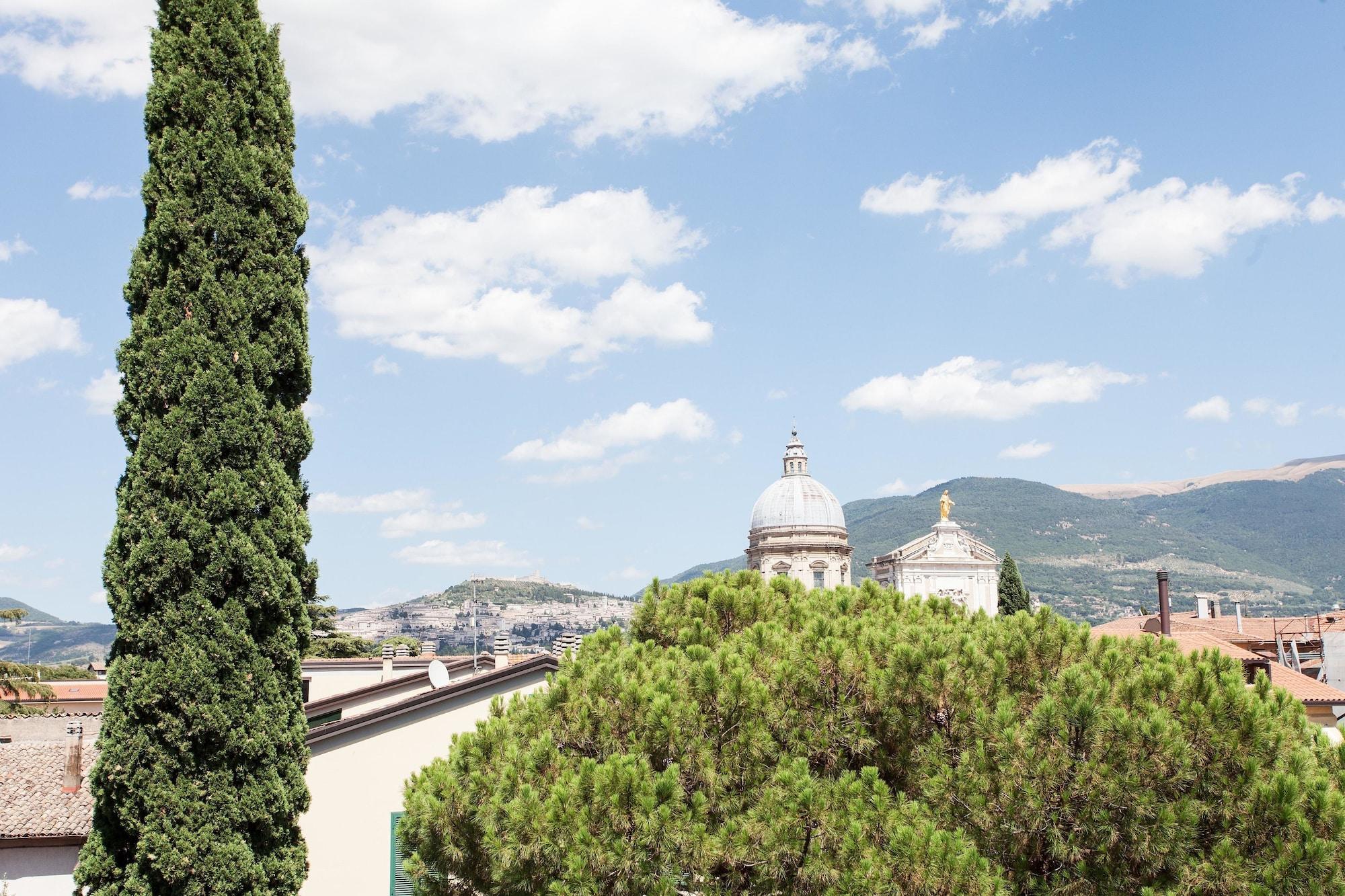 Hotel Los Angeles Assisi Exterior foto