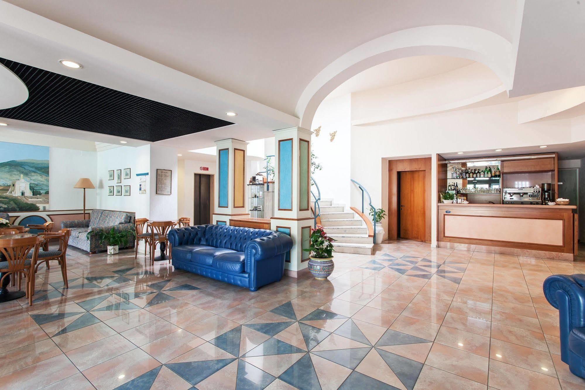 Hotel Los Angeles Assisi Exterior foto